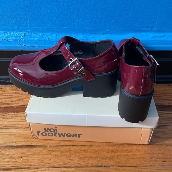 Mary Jane Burgundy Platforms - Picture 4 of 4